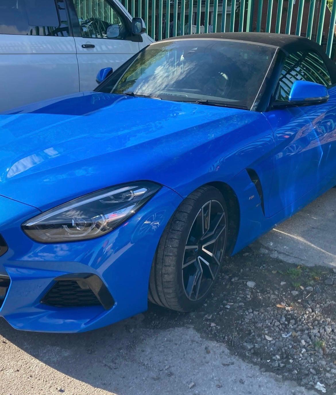 BMW Z4 · finished refinish